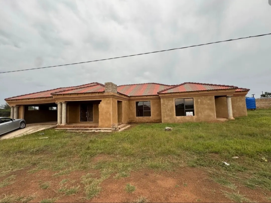 5 Bedroom Property for Sale in Brits Rural North West